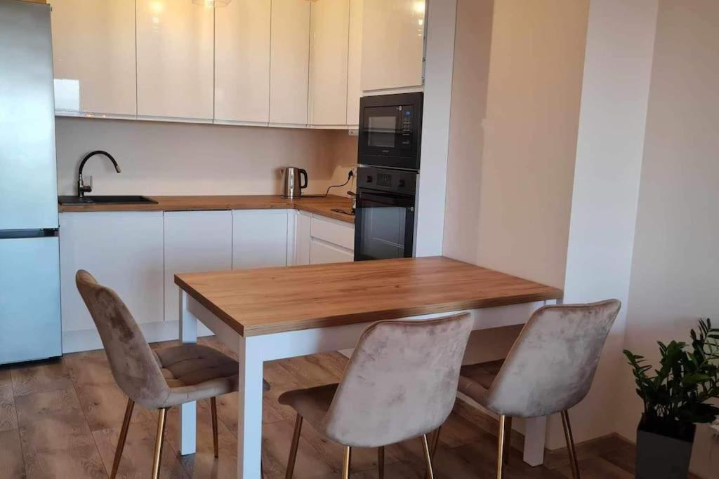 Mily, Nowy, Luksusowy Apartament Lägenhet Przemyśl Exteriör bild