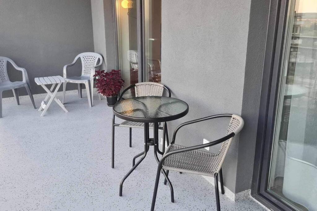 Mily, Nowy, Luksusowy Apartament Lägenhet Przemyśl Exteriör bild